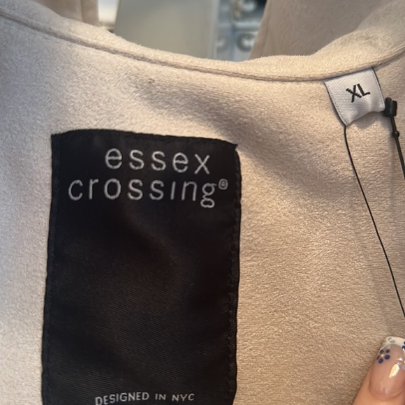 Beautiful Vegan Suede Jacket - Picture 3 of 11